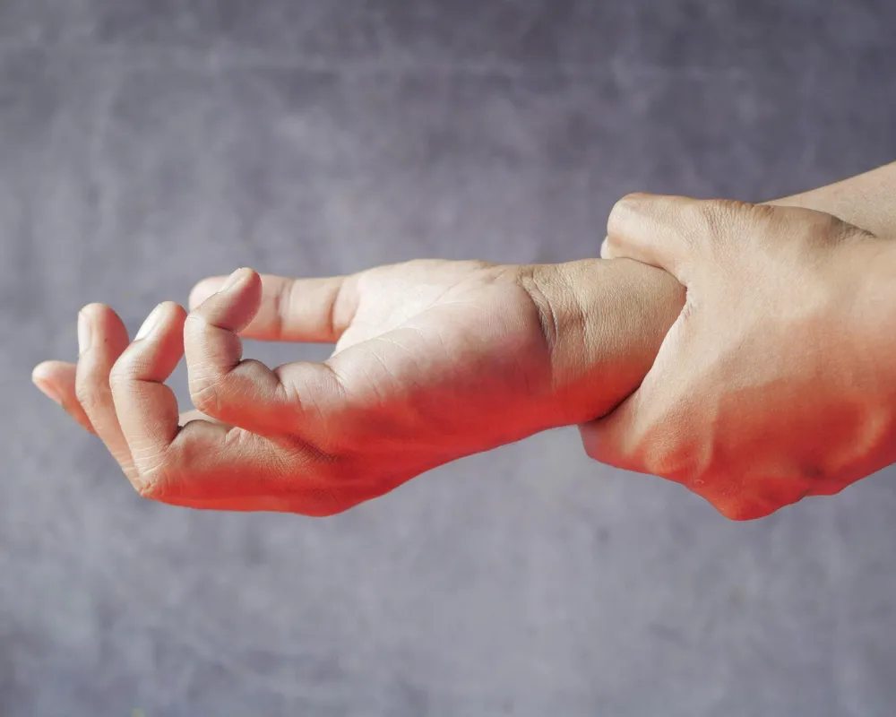 Extremity pain care at Hunt Holistic Chiropractic in Lutz, FL